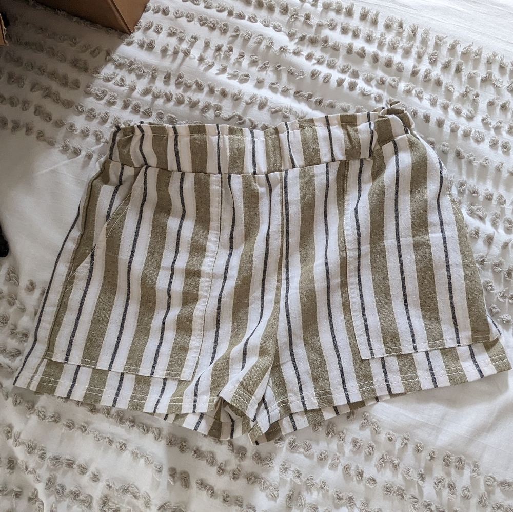Paperbag shorts